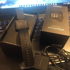 Garmin VivoActive GPS iPhone/Android Smartwatch